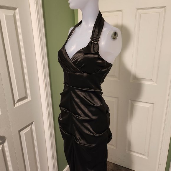 Le Chateau Black Satin Halter Mini Dress - Picture 2 of 3
